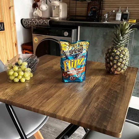 Luxury Industrial 公寓 *