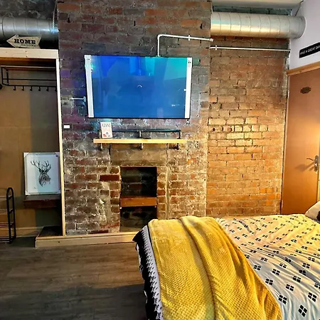 Apartman Luxury Industrial Near Brudenell Social Club & Headingley Stadium Leeds