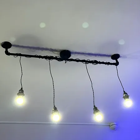 Luxury Industrial 公寓 *